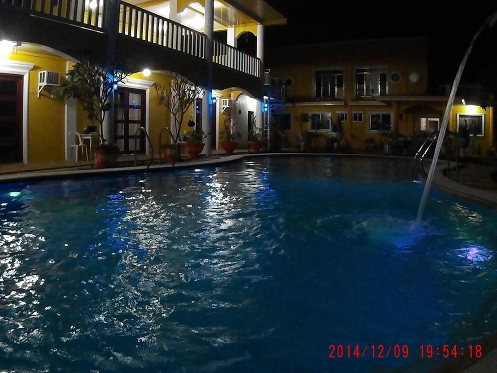 Oyo 644 Flower Garden Puerto Princesa Екстер'єр фото