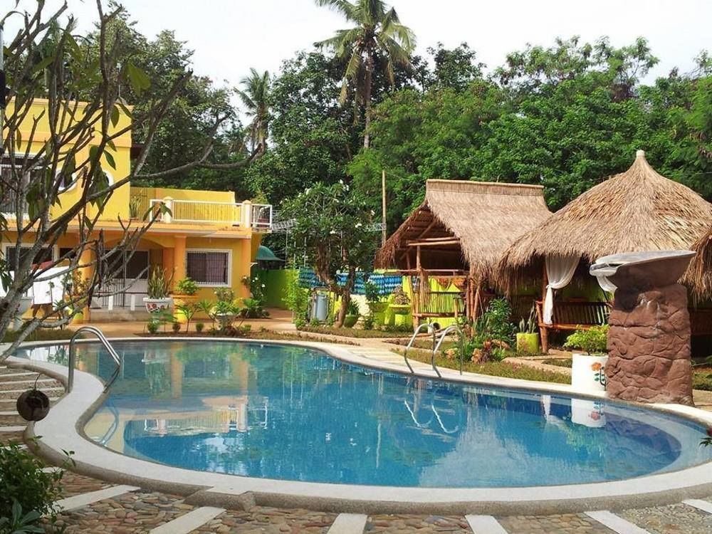 Oyo 644 Flower Garden Puerto Princesa Екстер'єр фото