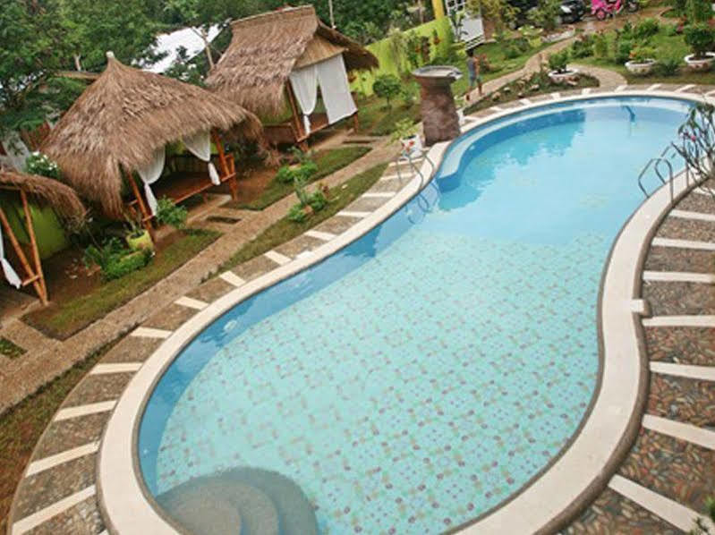 Oyo 644 Flower Garden Puerto Princesa Екстер'єр фото